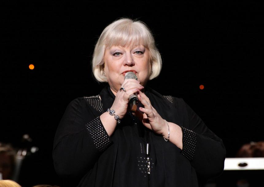 Пережила три развода, клиническую смерть и рак: судьба звезды «Большой перемены» Светланы Крючковой