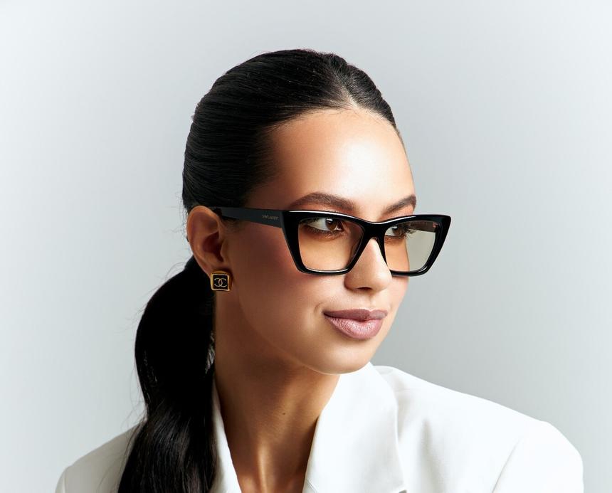 Выяснилось, с какими запросами звезды в России обращаются к тренеру по речи и голосу