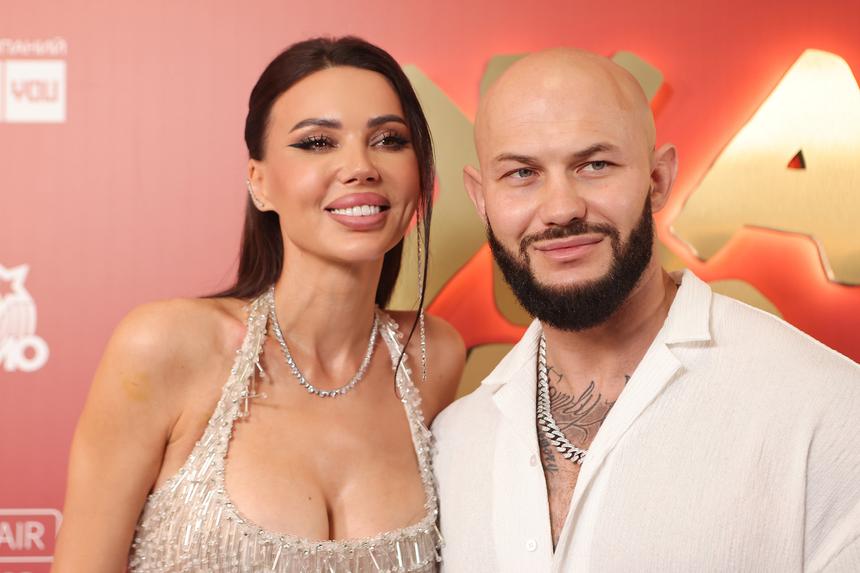 Рэпер Джиган и Оксана Самойлова готовятся стать родителями в пятый раз