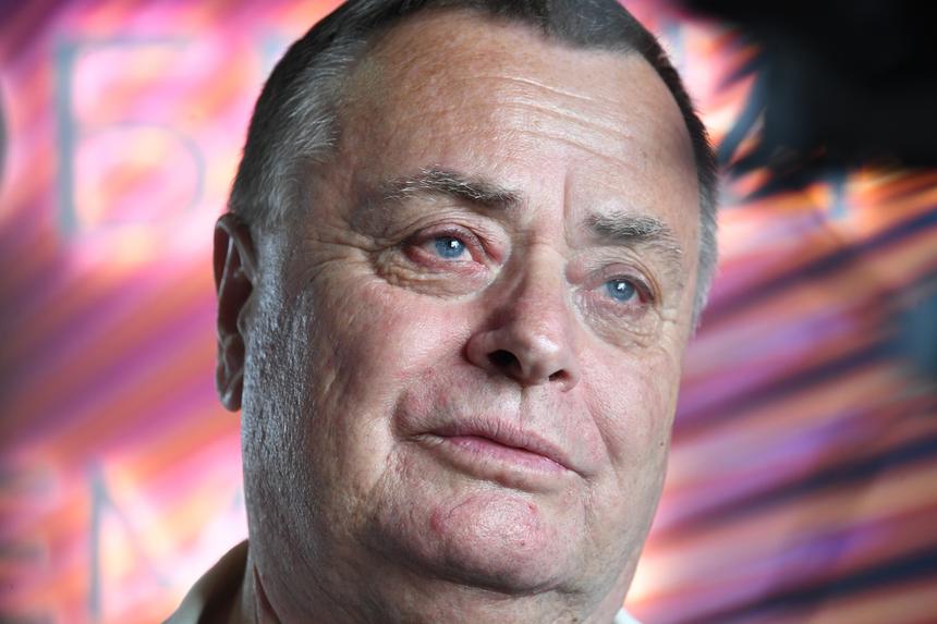 72-летний отец Фриске согласился обратиться к врачу после ухудшения состояния