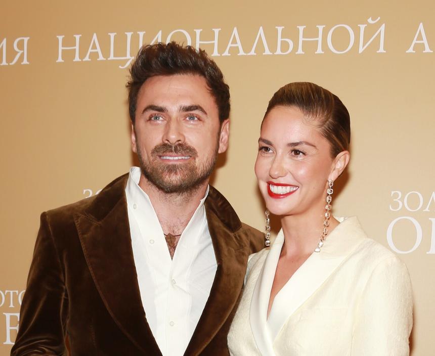 «Им непросто, есть ссоры»: продюсер рассказал, живут ли Муцениеце и Дранга вместе