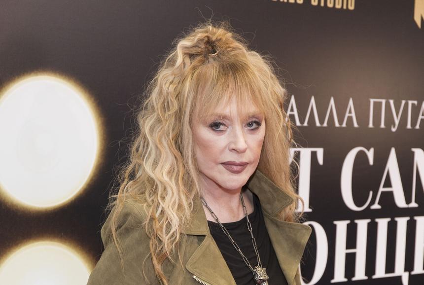«Находится в тяжелой психологической проблеме»: почему Алла Пугачева оскорбила Илью Резника