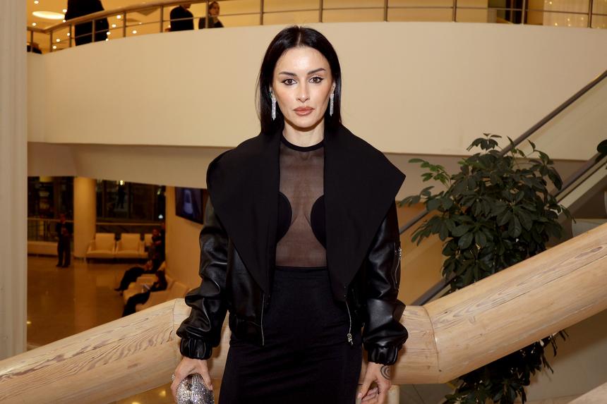 «Богиня»: Тина Канделаки выложила в соцсетях редкое фото дочери