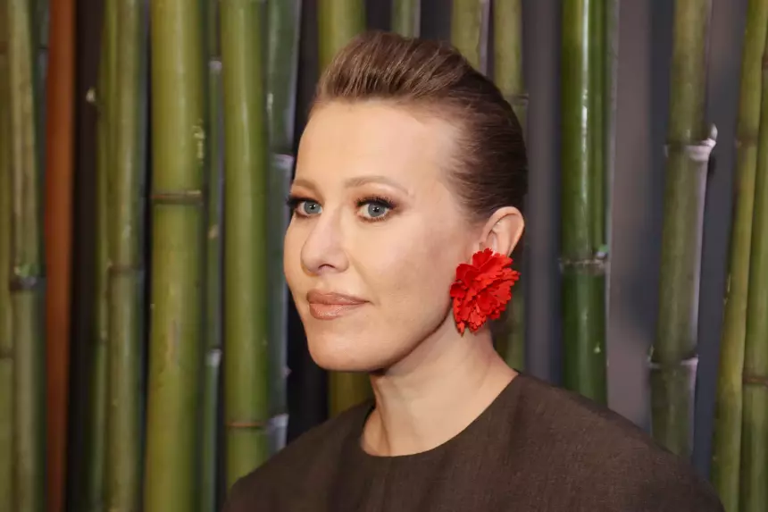 «Ты опять фигню выпустила?»: восьмилетний сын Ксении Собчак попросил ее показать новое видео