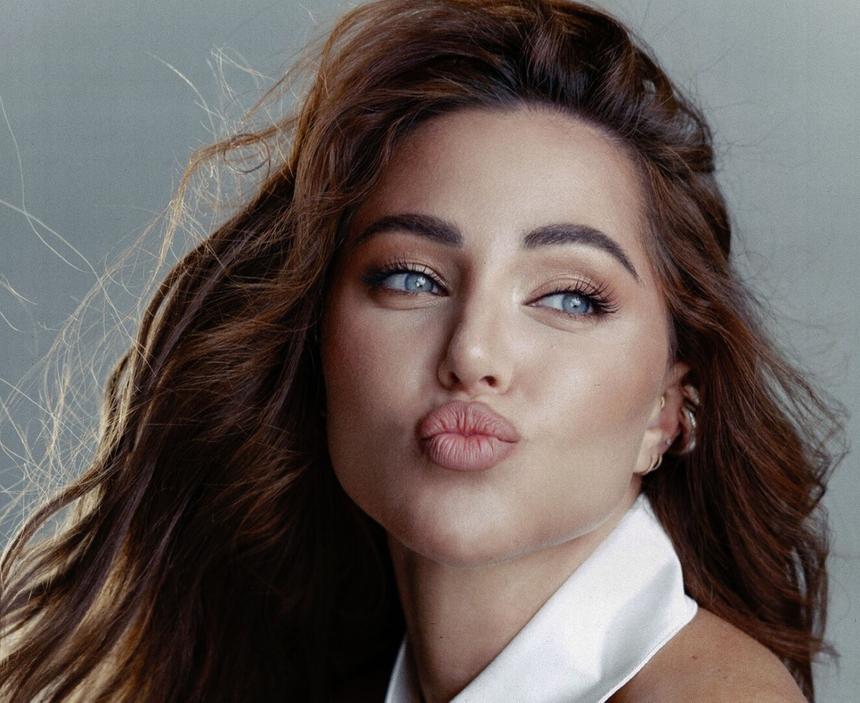 «Я просто вытворяю то, что не могут другие»: интервью с блогером и певицей Виолеттой Чиковани