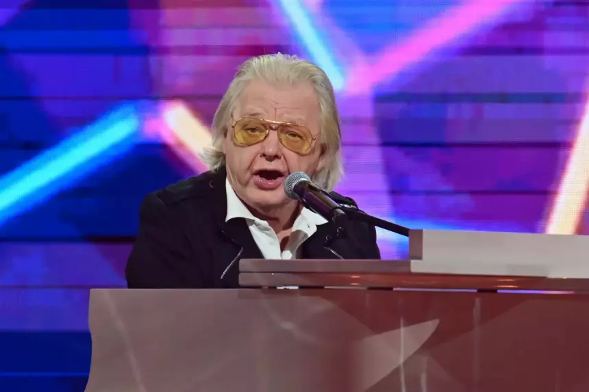 Есть зоопарк, на который уходят сотни тысяч: на «Славянском базаре» назвали самого богатого артиста России