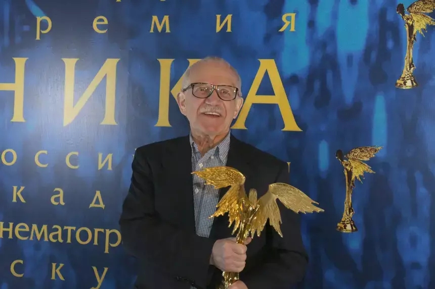 Режиссер Александр Митта умер на 93-м году жизни после борьбы с раком