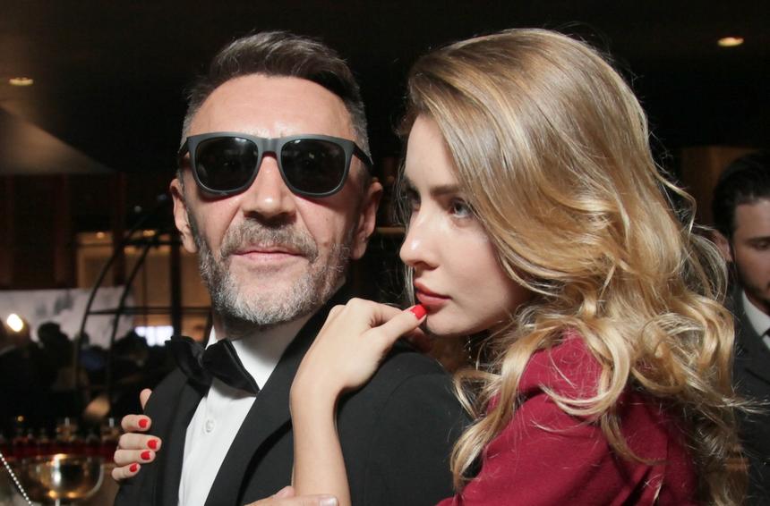 «Он гулящий товарищ»: раскрыты подробности воссоединения Сергея Шнурова с женой