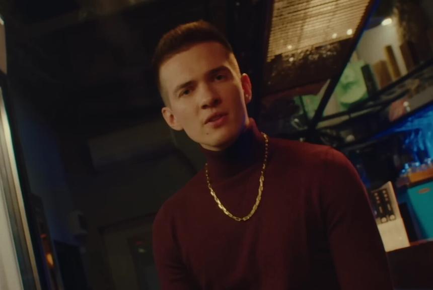 «Руки бы оторвал каждому»: певец Илья Колунов высказался о пикаперах, столкнувшись с ними на личном опыте