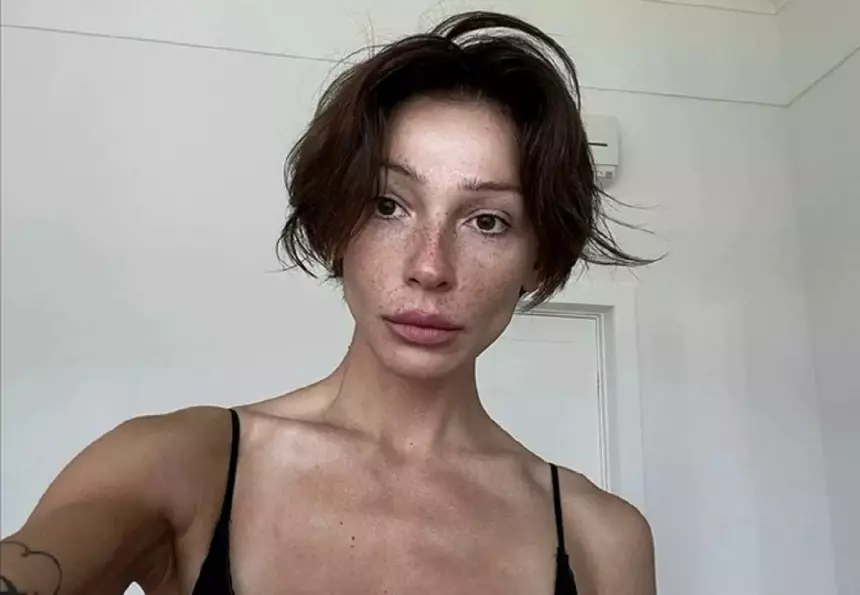 «Как тут сдержаться»: Настя Ивлеева обратилась к экс-подруге Иде Галич после новостей о рождении ее дочери