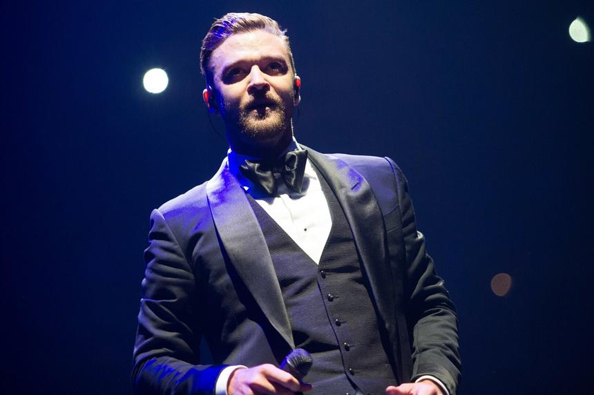 Екатеринбурженку, попросившую певца Тимберлейка найти ей мужа, атаковали женихи