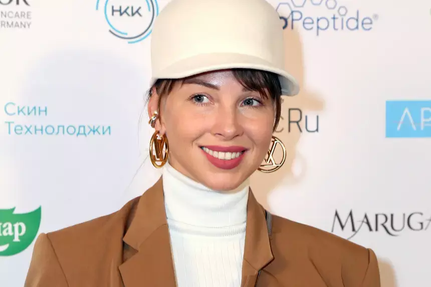 Изменял не в первый раз: у нового возлюбленного Полины Дибровой нашлась еще одна любовница