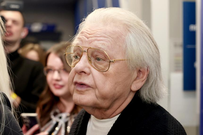 80-летний Юрий Антонов вышел на связь после сообщений о травме ноги