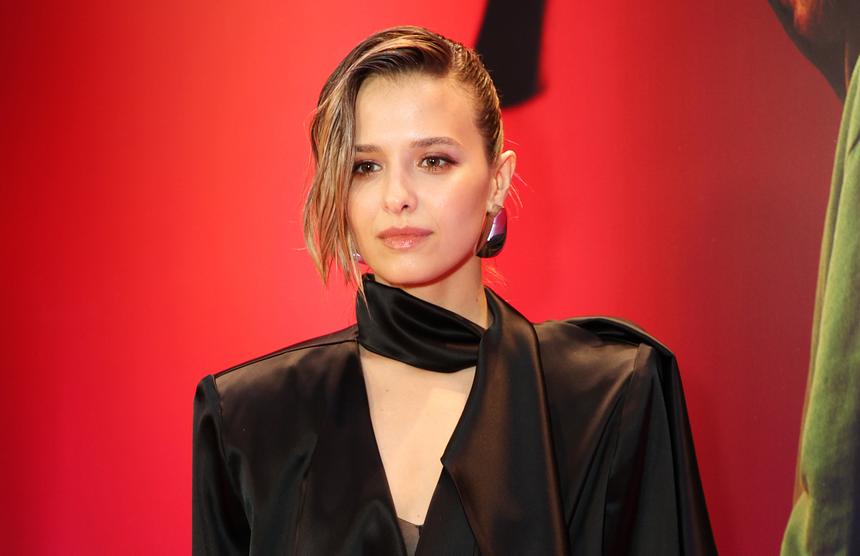 «Сказала, что ей нравится небольшое количество людей»: Аксенова раскрыла детали съемок с Гузеевой