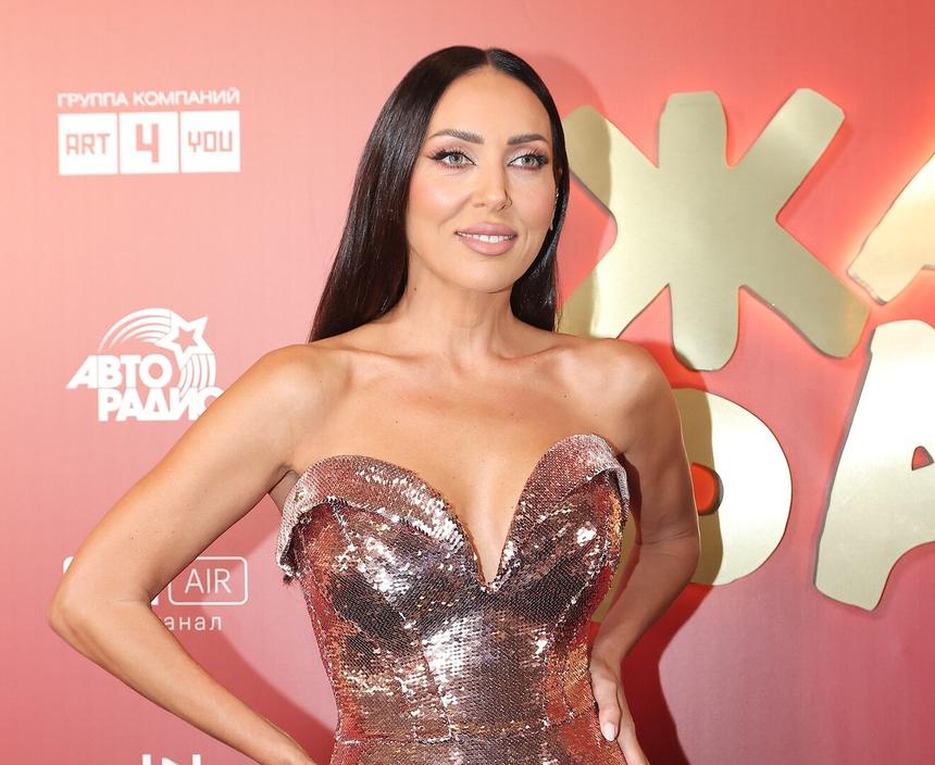 «Очень счастливый день»: Алсу поделилась кадрами с 9-летия сына Рафаэля