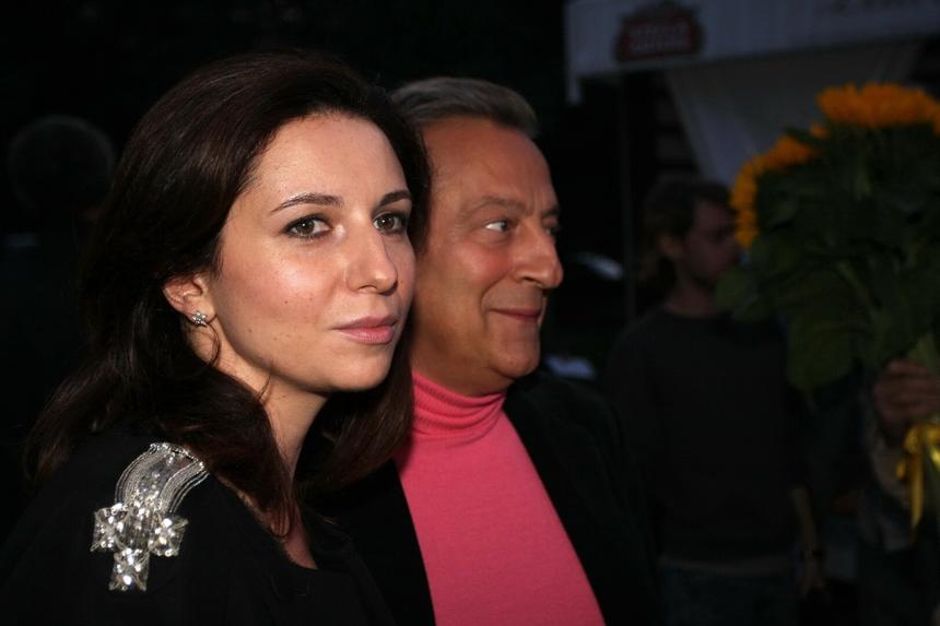 «Общаются на английском»: дочь Геннадия Хазанова гордится, что воспитала детей иностранцами