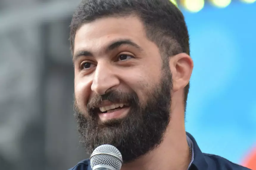 Десятки миллионов рублей: сколько стоила свадьба комика Гурама Амаряна