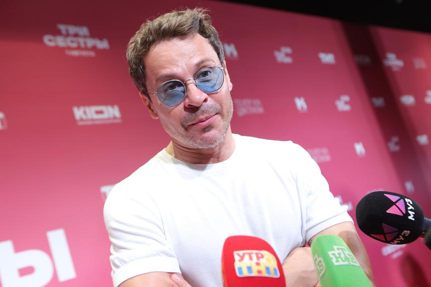 «Я очень люблю»: актер Павел Деревянко рассказал о необычной домашней коллекции