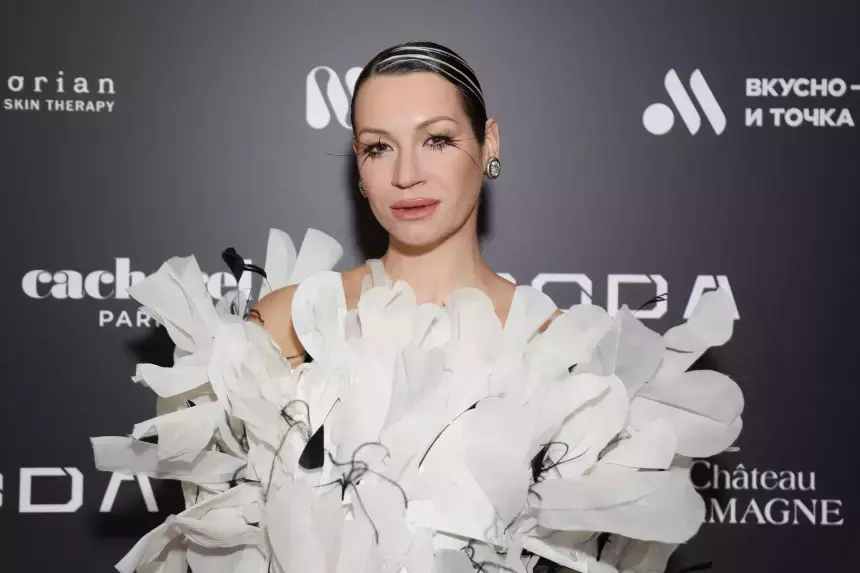 «Искали нюдсы»: Ида Галич назвала «заказом» взлом ее соцсети