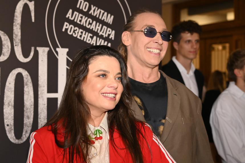 «Ненавязчиво намекает»: Наташа Королева рассказала, как Тарзан реагирует на ее лишний вес