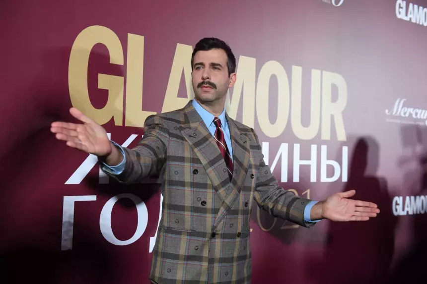 Иван Ургант готов выступать на корпоративах с оригинальным шоу за 6,4 млн рублей