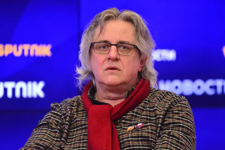 Поэт Александр Шаганов рассказал о кризисе песенной лирики в России