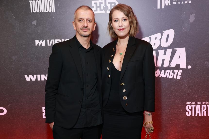 «У меня нет слов»: Константин Богомолов поделился кадрами с юбилея, организованного супругой Ксенией Собчак