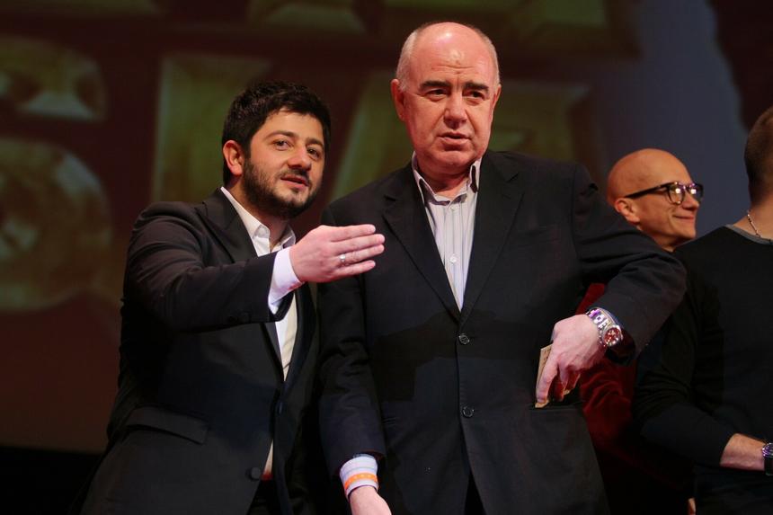 Пять лет жил в приюте, а после переехал в Дубай: куда пропал Джамшут из шоу «Наша Russia»