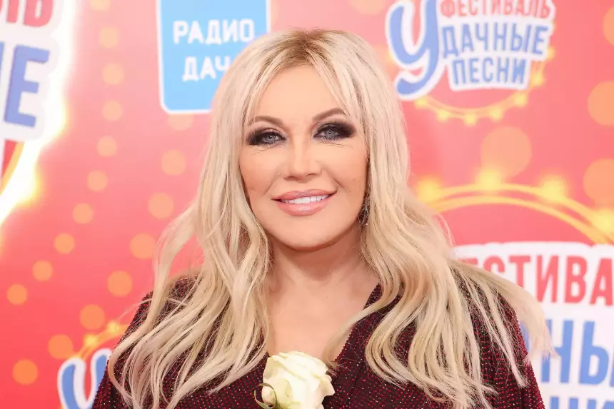 «Да еще и такую крутую»: Таисия Повалий позавидовала Любови Успенской