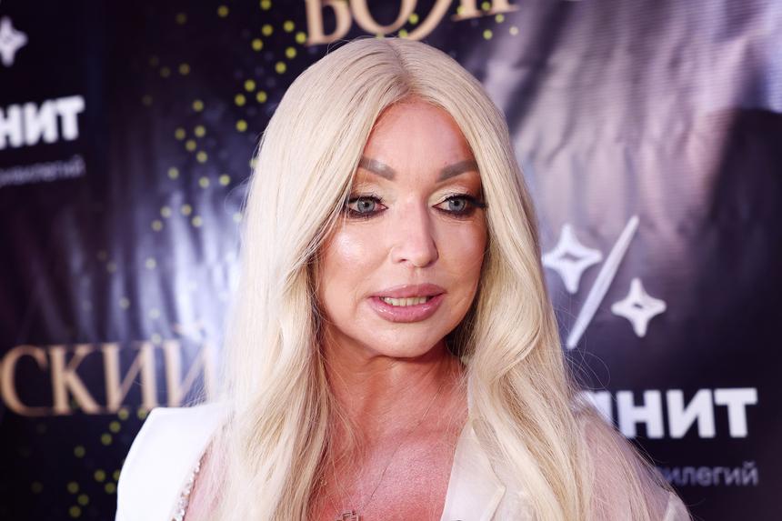 «Люди не верят, что бывает красота»: Волочкова ответила на обвинения в ретушировании фотографий