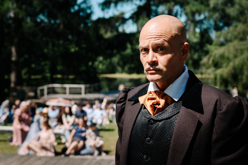 «Просто знаю, что я лучший актер страны»: Михаил Евланов о роли Пушкина, работе с Бондарчуком и Ефремове