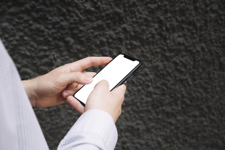 Подросток умер во время телефонного разговора с мамой: что произошло