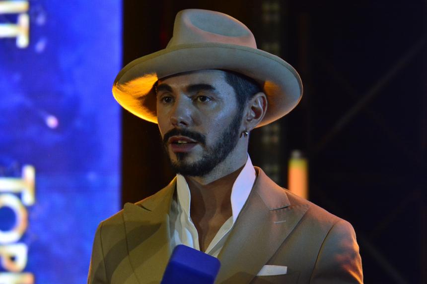 Тимур Родригез может заработать на алименты для двух сыновей за 45 минут