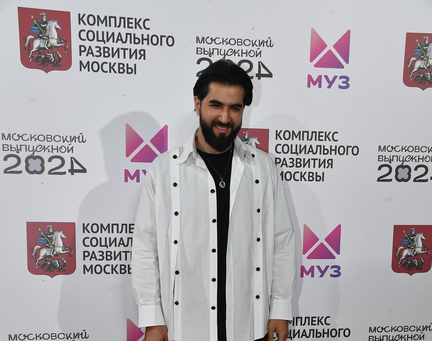 «Отпуск закончился, братан, встаем работаем!»: певец Elman рассказал о пережитой депрессии