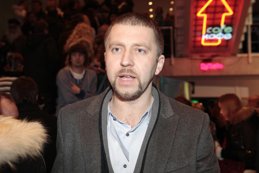 «Спят и видят гробы»: рэпер Серега вспомнил, как его травили на Украине за творчество