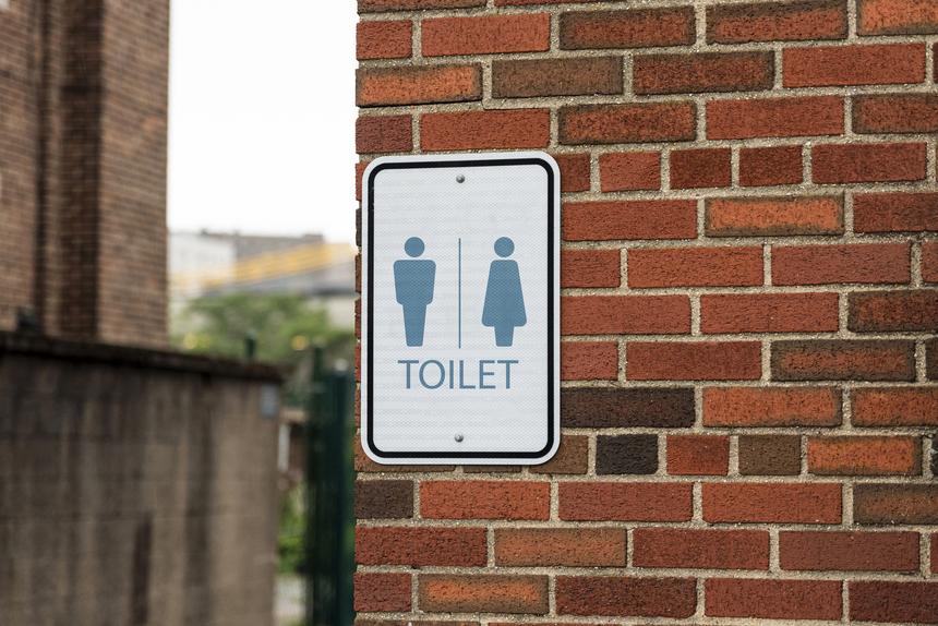 Женщина погибла после того, как неудачно сходила в туалет строящегося здания