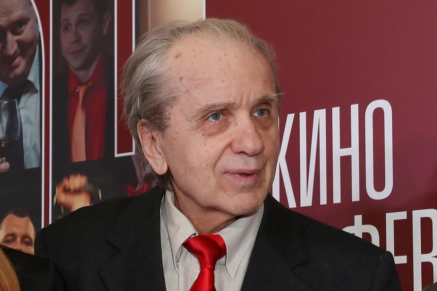 Актер Стеблов обратился в суд, чтобы выписать бывшую жену из элитной квартиры