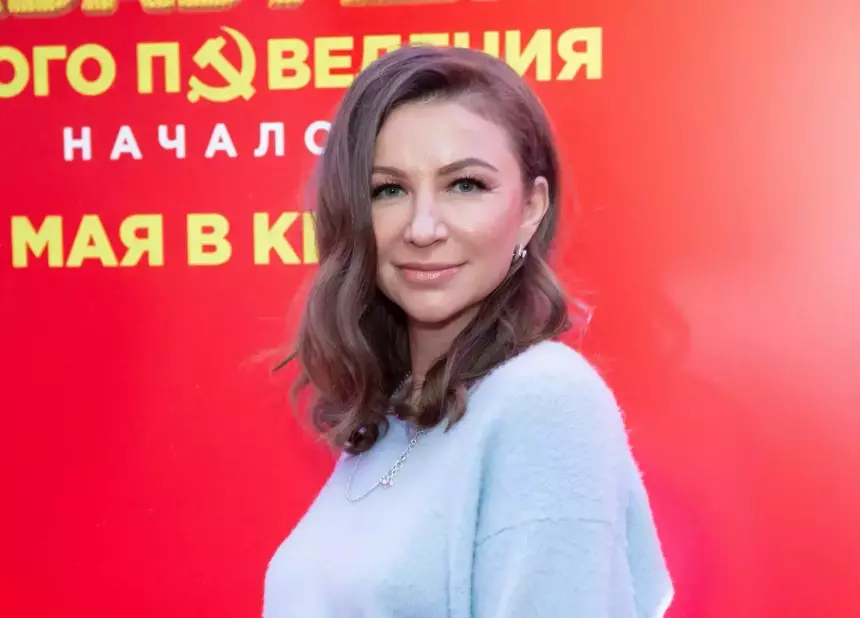 «Пора ее отпустить»: мать Елены Блиновской расплакалась в суде