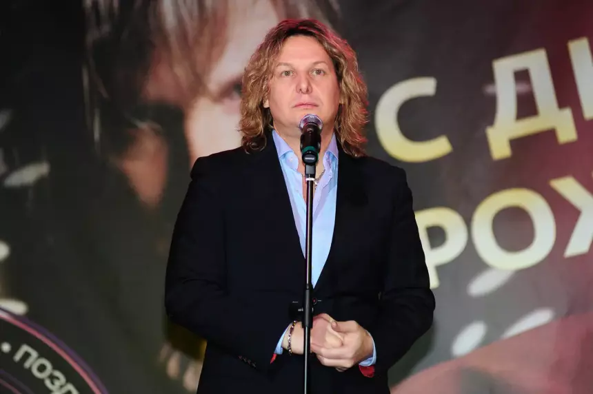 «Этот человек ненормальный»: 57-летний экс-солист «Белого орла» Александр Ягья назвал жену аппаратом ревности