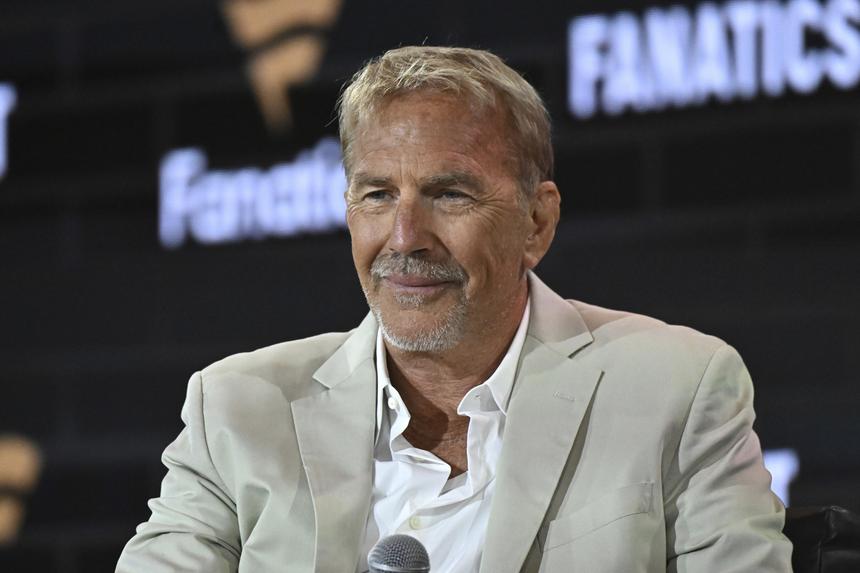 Экс-супруга Кевина Костнера вышла замуж за бывшего друга актера через 2 года после развода