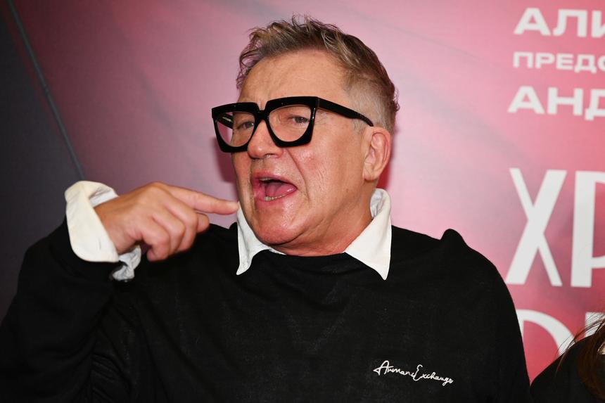 «Буквы глотает, шепелявит»: Дмитрий Дибров вернулся в эфир и нарвался на критику