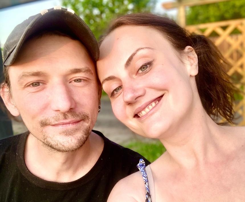 «До последнего улыбался»: вдова актера из «Тайн следствия» Безбородова раскрыла причину его смерти в 39 лет