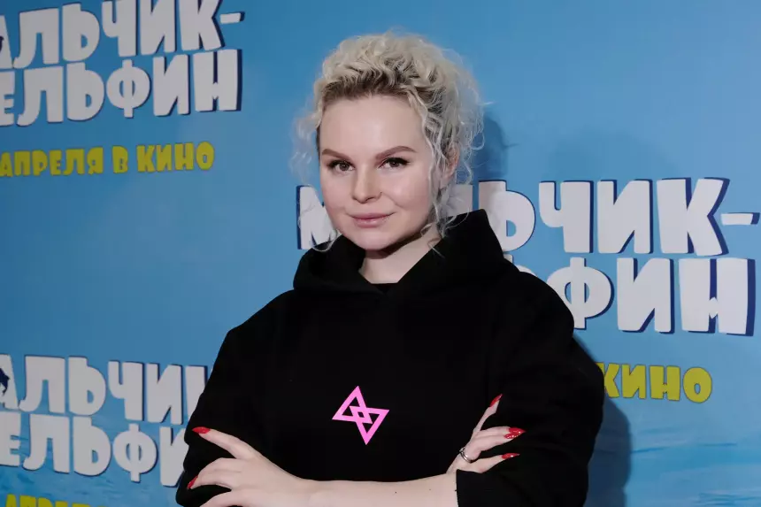 «Спорить с Сергеями — гиблое дело!»: Алиса Вокс рассказала подробности ухода из «Ленинграда»