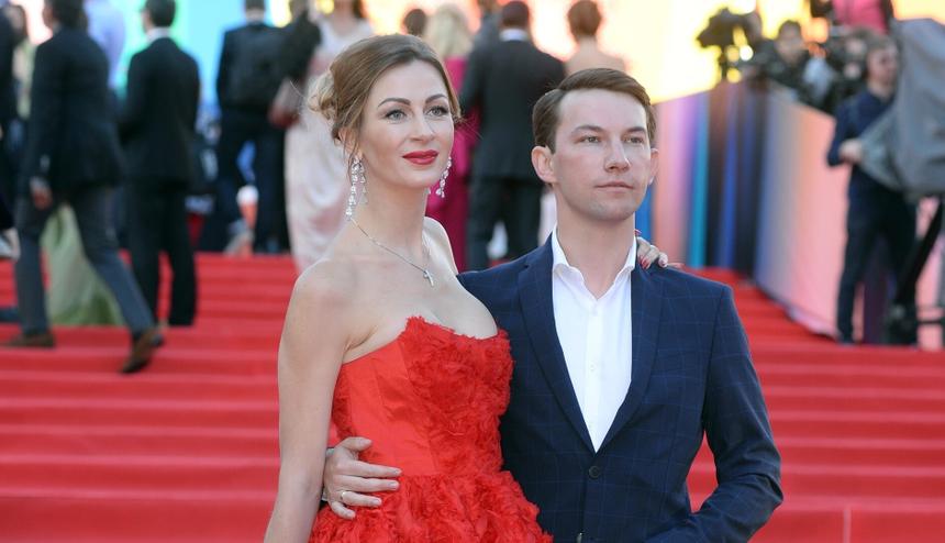 Екатерина Директоренко и Кирилл Емельянов