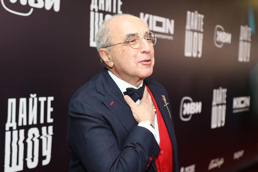 «Павел совершил не очень умный шаг»: Добровинский осудил Дурова за слова про Лувр