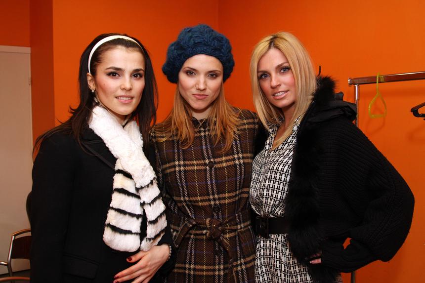 «Не было прежнего сестринства»: Савельева рассказала, как восприняла уход Сати Казановой из «Фабрики»