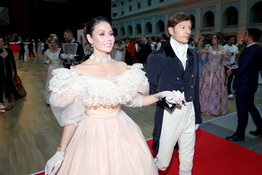 «Не надо обращать внимание»: Утяшева ответила на слухи о разрыве с Волей