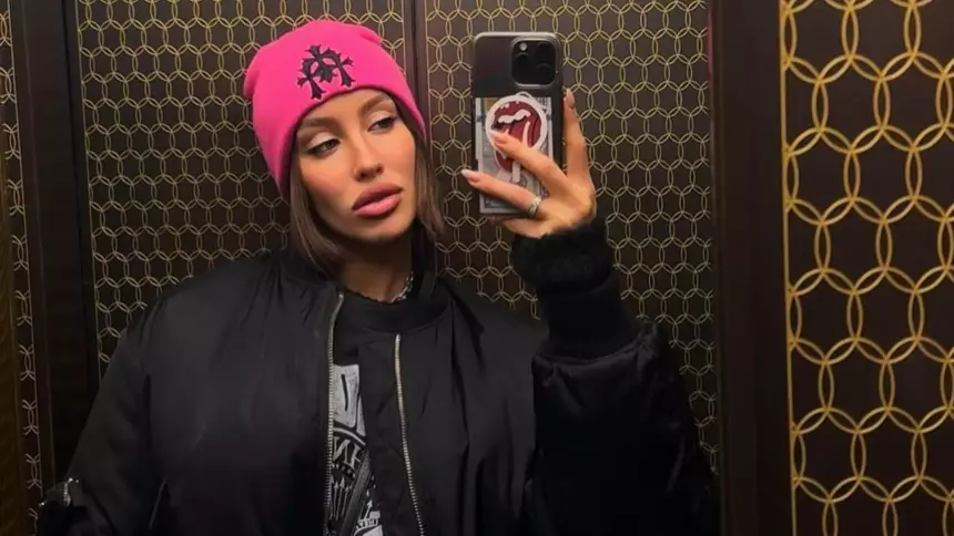 Возлюбленная Тимати Валентина Иванова обратилась в клинику, чтобы вернуть фигуру