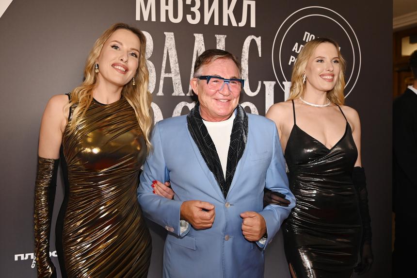 «Он, когда ее увидел, говорит: „Я понял, что это мое счастье“»: Дмитрий Дибров ищет новую любовь после развода