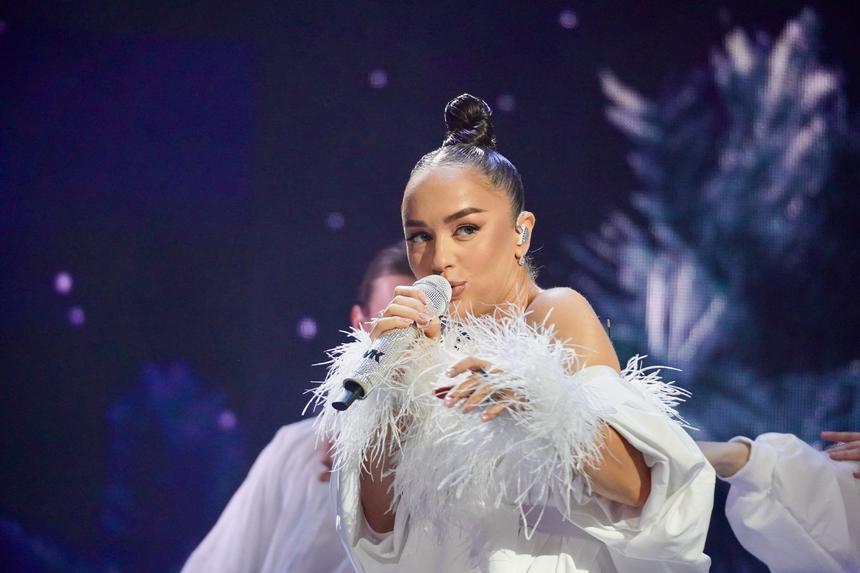 На концерте Мари Краймбрери в Петербурге разгорелся скандал: известно, что произошло